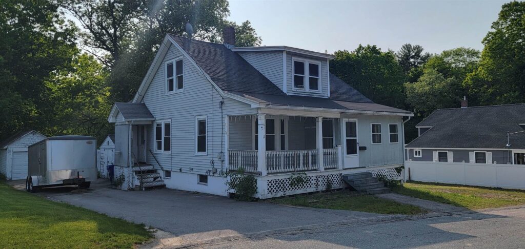 New Hampshire Fixer-Upper House For Sale