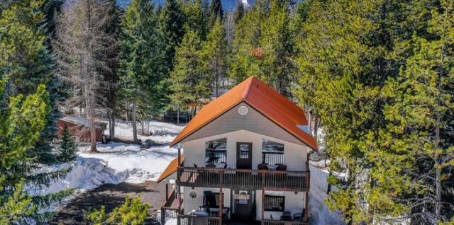 Donnelly Cabin For Sale