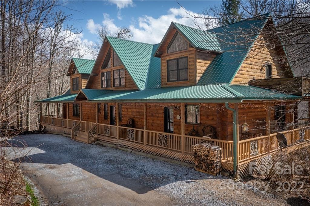 Maggie Valley Cabin For Sale