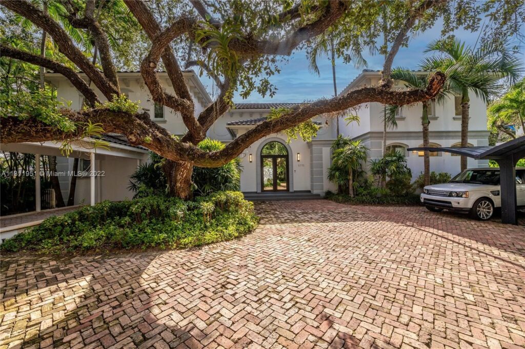 Pinecrest Home For Sale